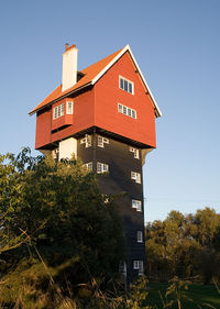 House In The Clouds